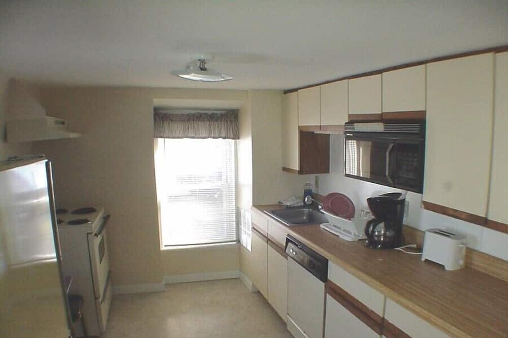 Photo of Kitchen in Weirs Beach