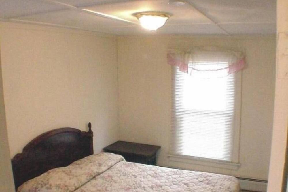 Photo of Bedroom in Weirs Beach