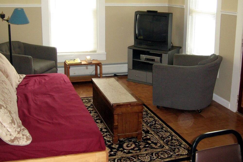 Photo of Bedroom in Weirs Beach