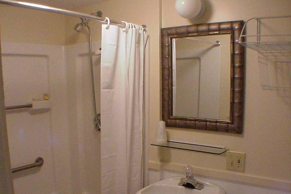 Photo of Bathroom in Weirs Beach