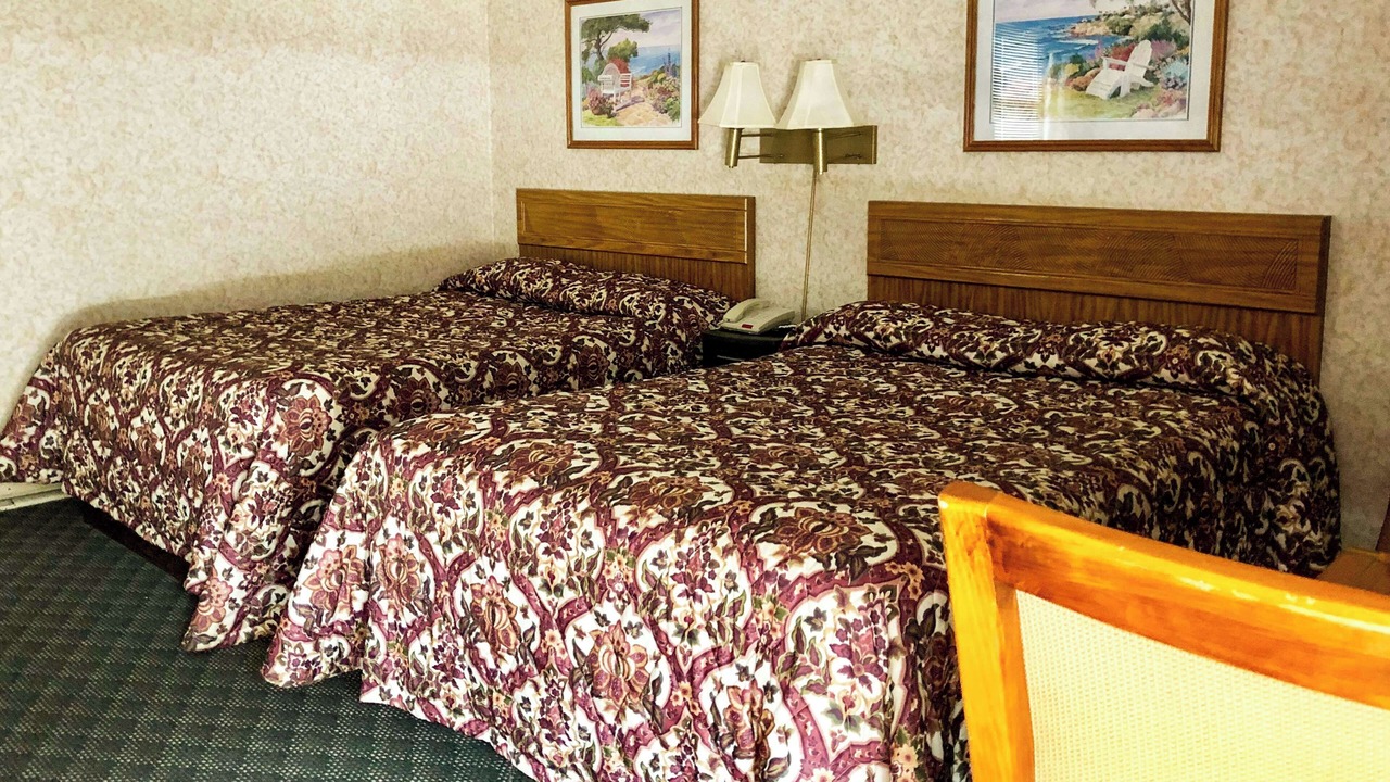 Photo of Bedroom in West Stockbridge