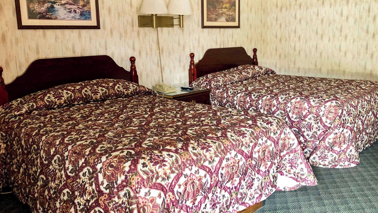 Photo of Bedroom in West Stockbridge