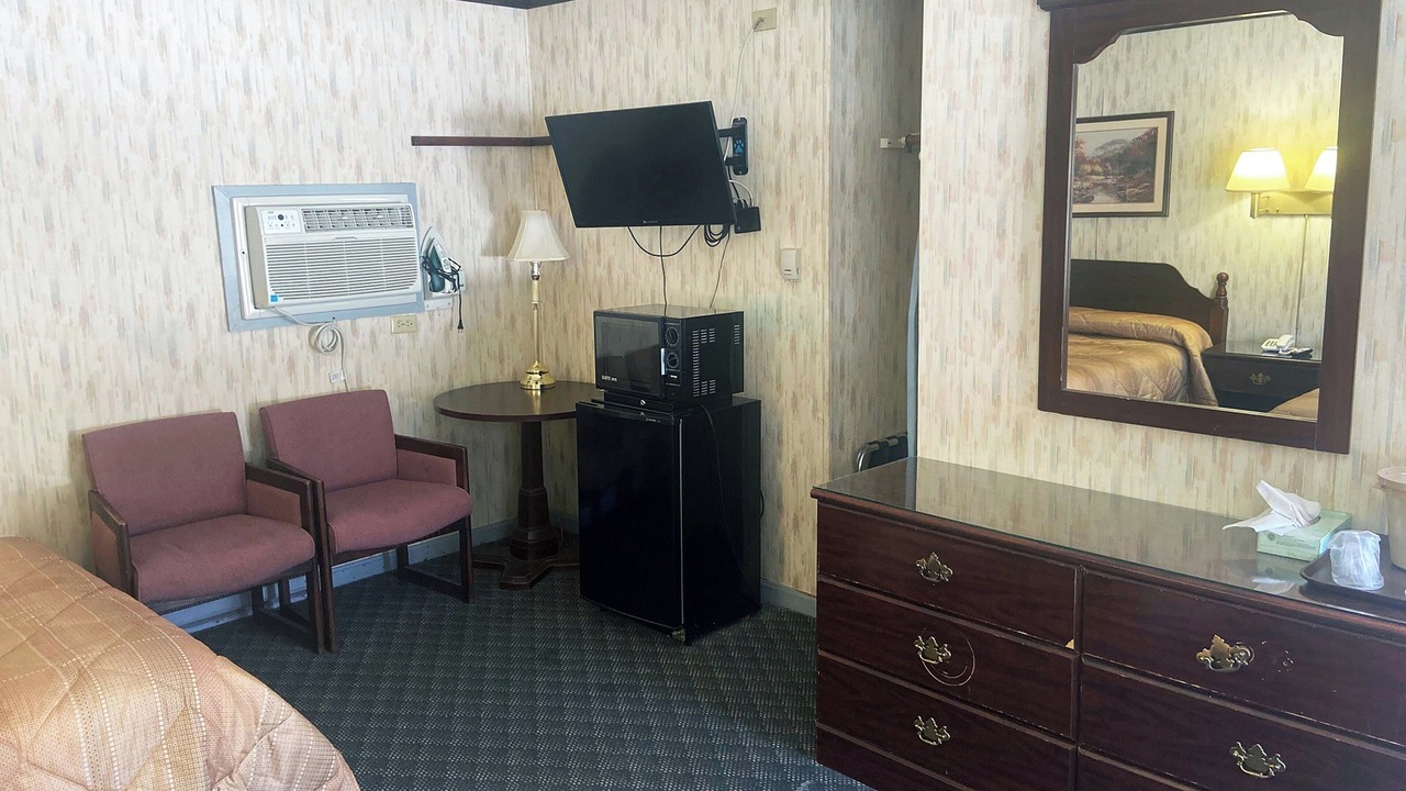 Photo of Bedroom in West Stockbridge