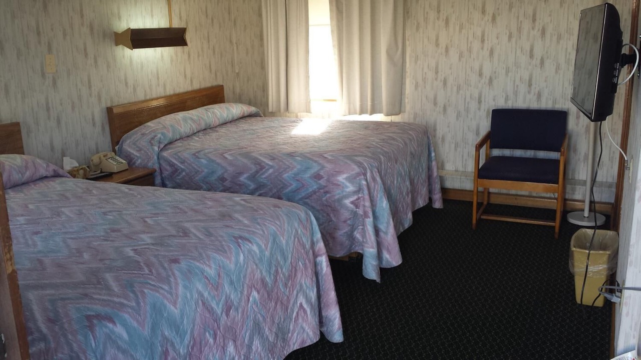 Photo of Bedroom in Lee