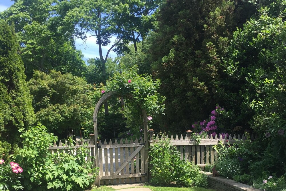 Photo of Others in Bridgehampton