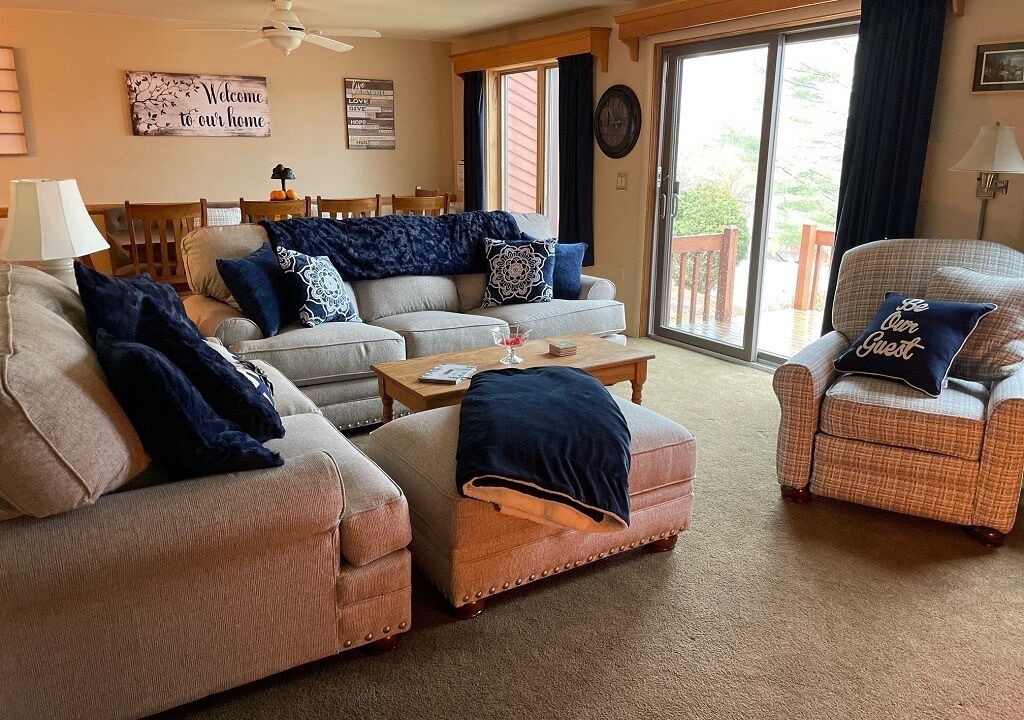 Photo of Livingroom in North Creek