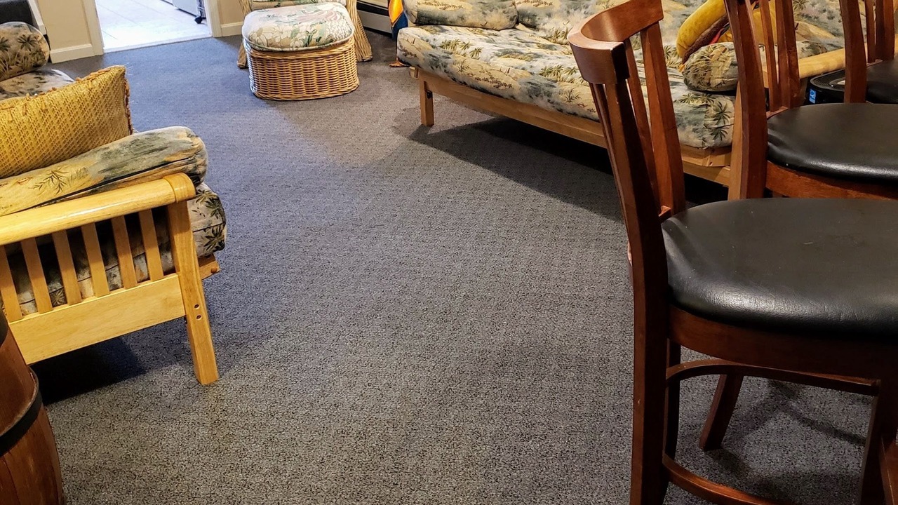 Photo of Livingroom in Easton's Point