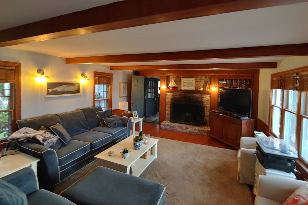 Photo of Livingroom in North Chatham