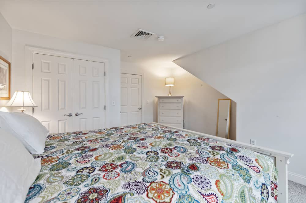 Photo of Bedroom in Old Orchard Beach