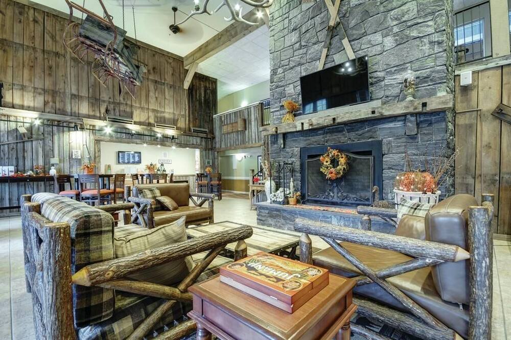 Photo of Livingroom in Hancock
