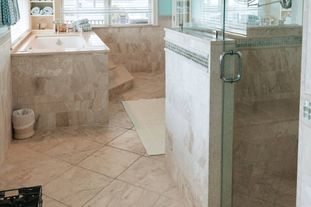 Photo of Bathroom in Easton's Point