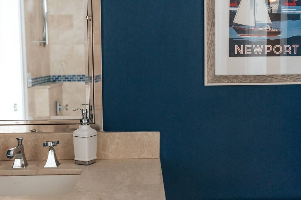 Photo of Bathroom in Easton's Point