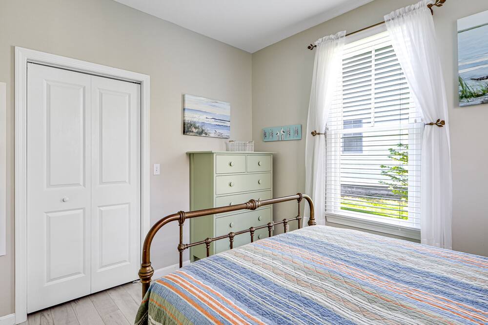 Photo of Bedroom in Summer Village