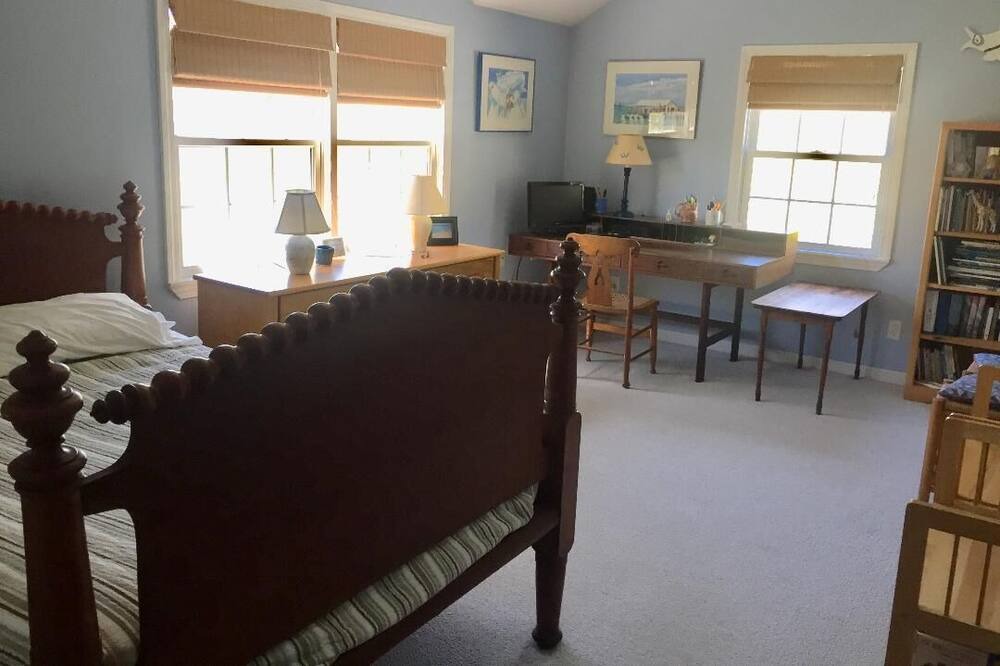 Photo of Bedroom in Easton's Point
