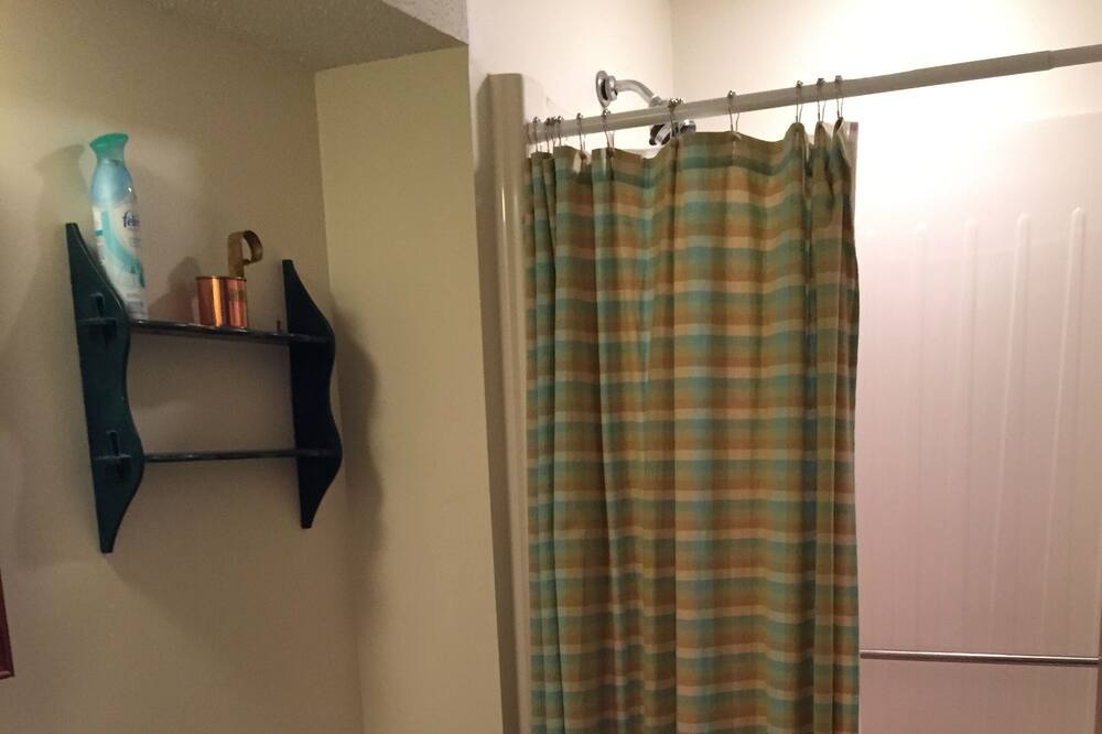 Photo of Bathroom in Londonderry