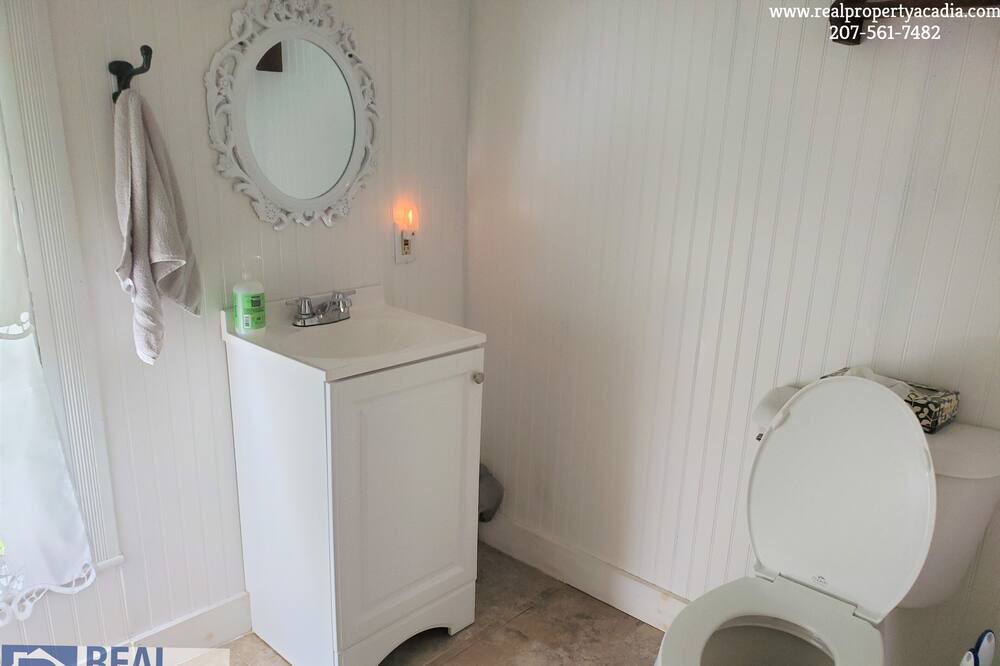 Photo of Bathroom in Ellsworth