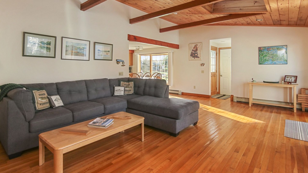 Photo of Livingroom in Barnstable