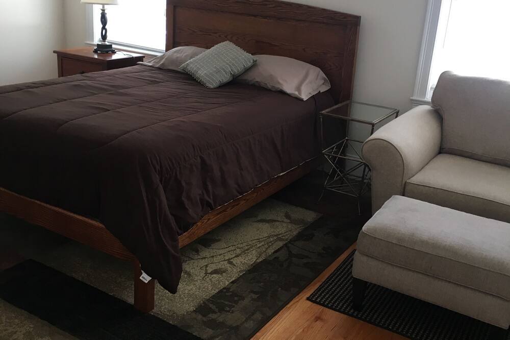 Photo of Bedroom in Woburn