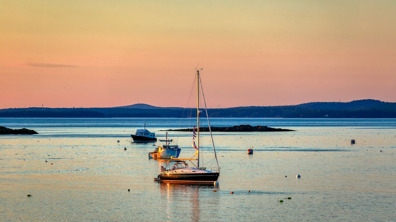 Photo of Others in Hulls Cove