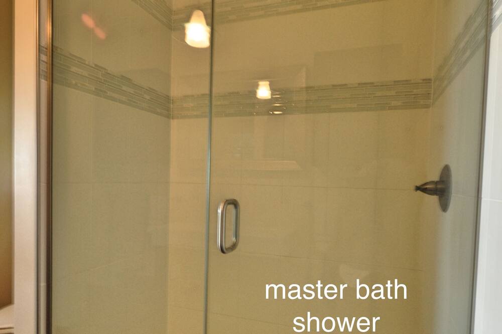 Photo of Bathroom in Northport