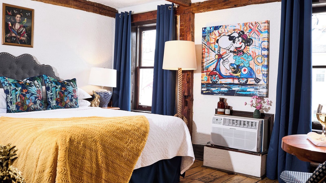 Photo of Bedroom in Old Town Historic District
