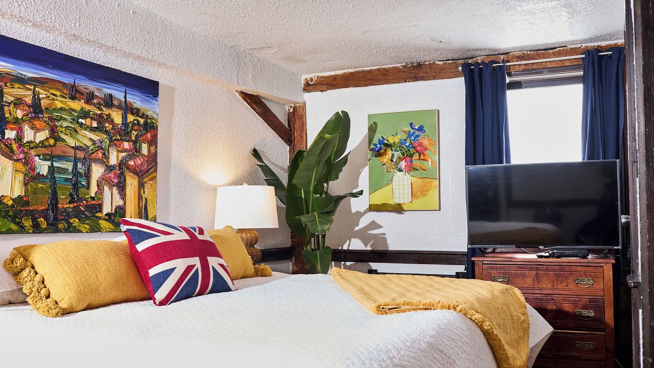 Photo of Bedroom in Old Town Historic District