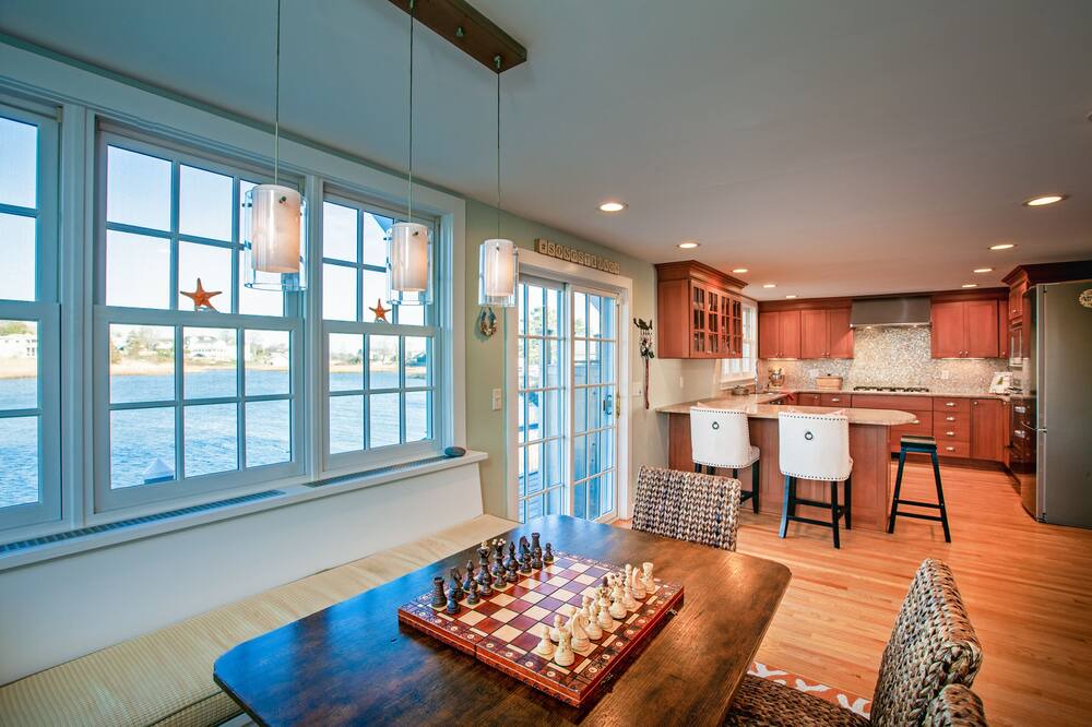 Photo of Livingroom in Guilford