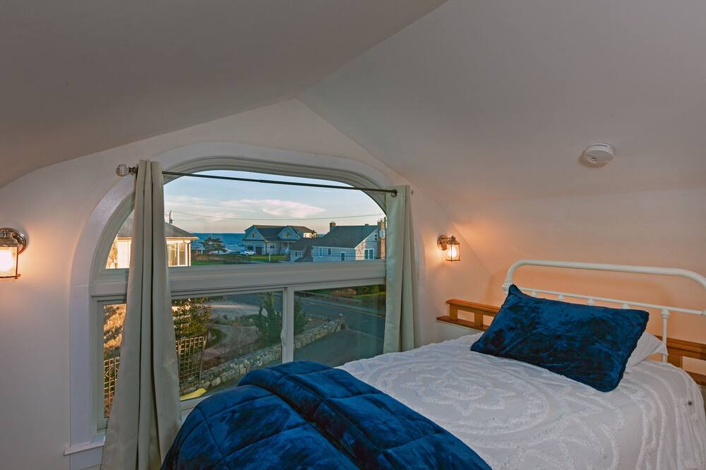 Photo of Bedroom in Guilford