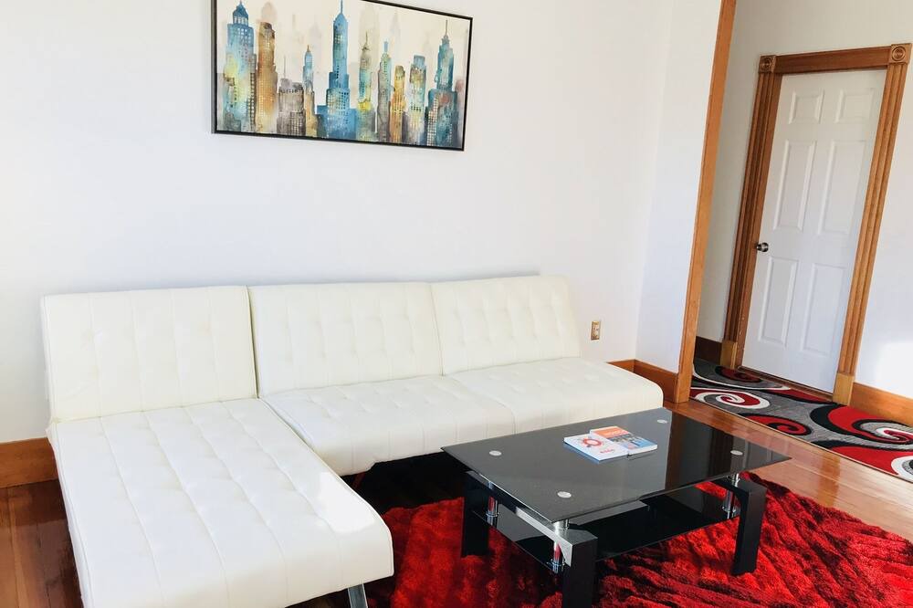 Photo of Livingroom in Dorchester