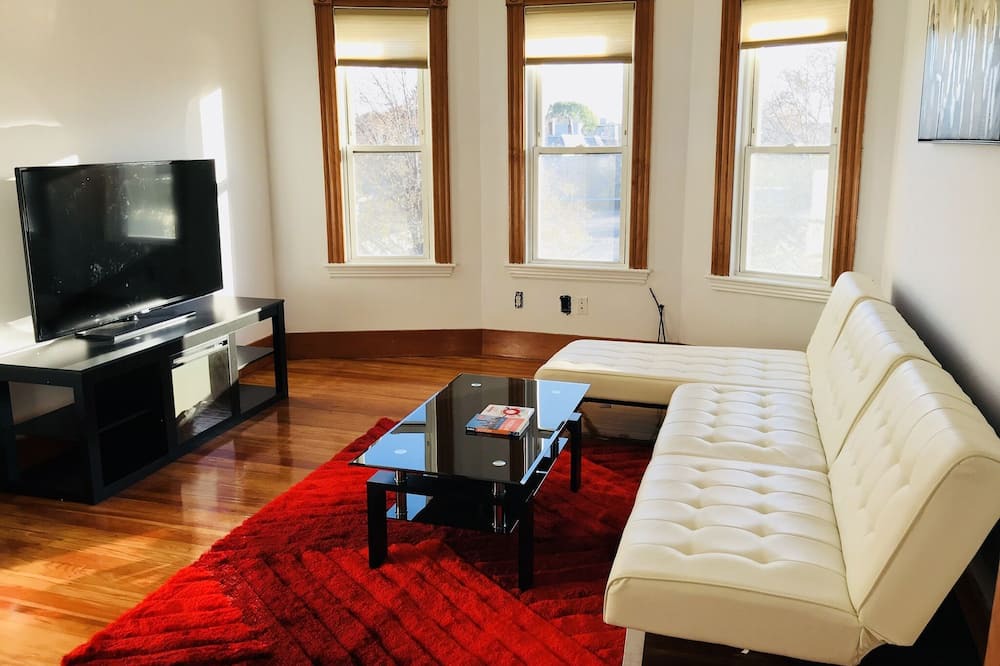 Photo of Livingroom in Dorchester
