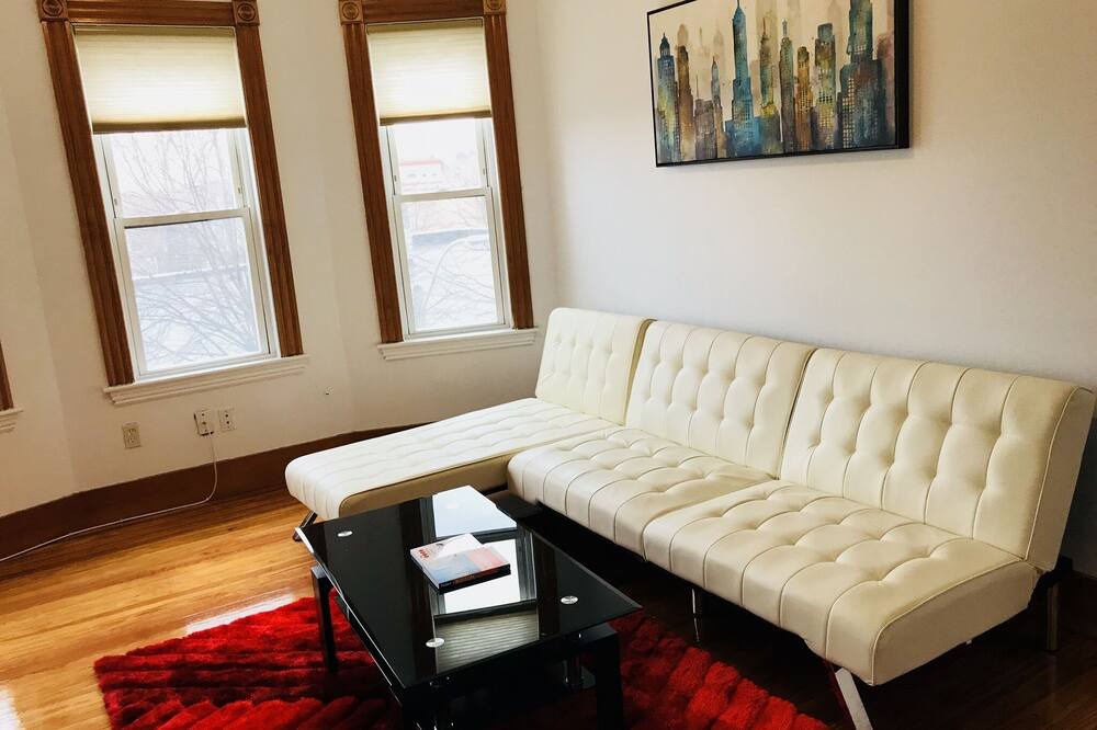 Photo of Livingroom in Dorchester