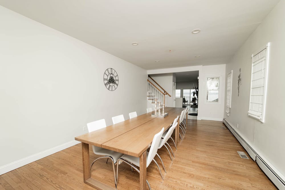 Photo of Livingroom in West Haven