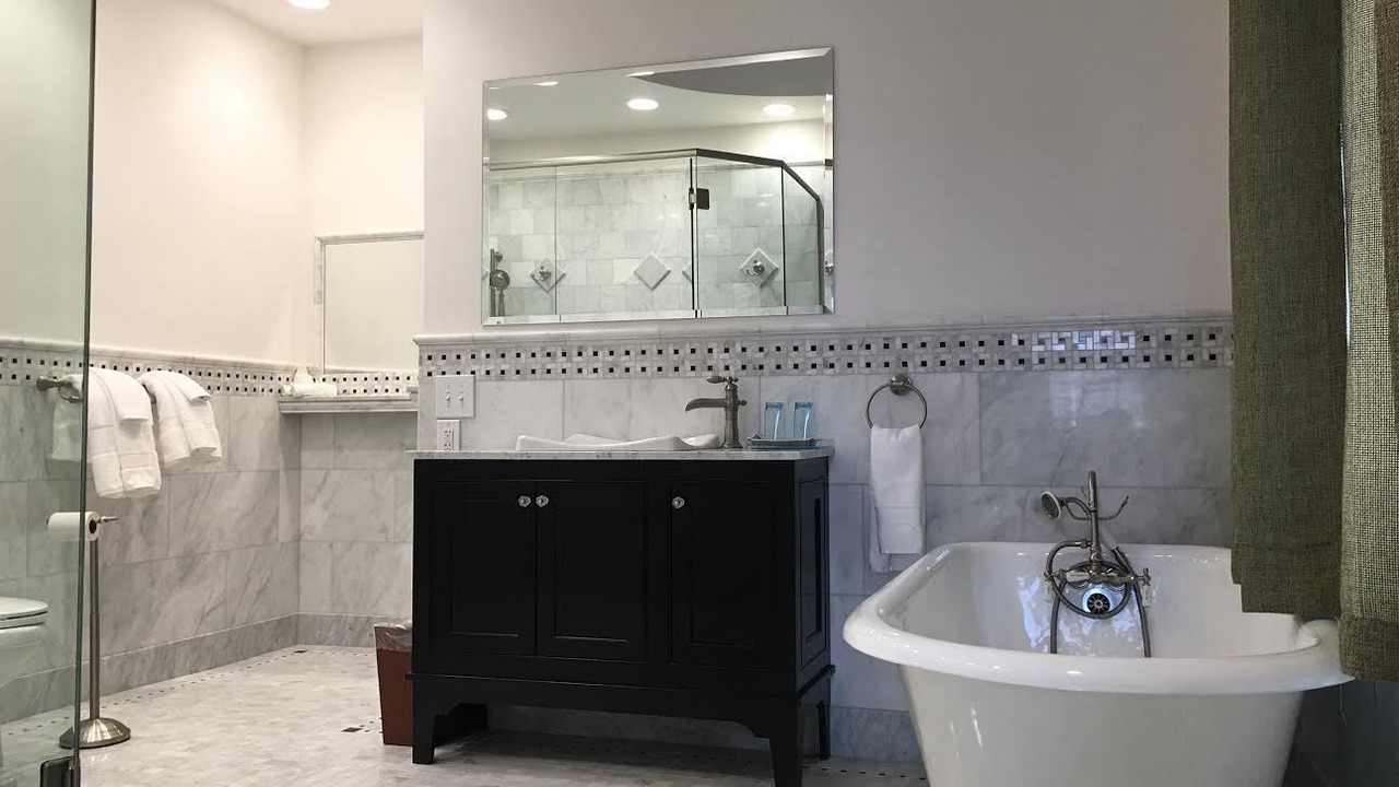 Photo of Bathroom in Lenox