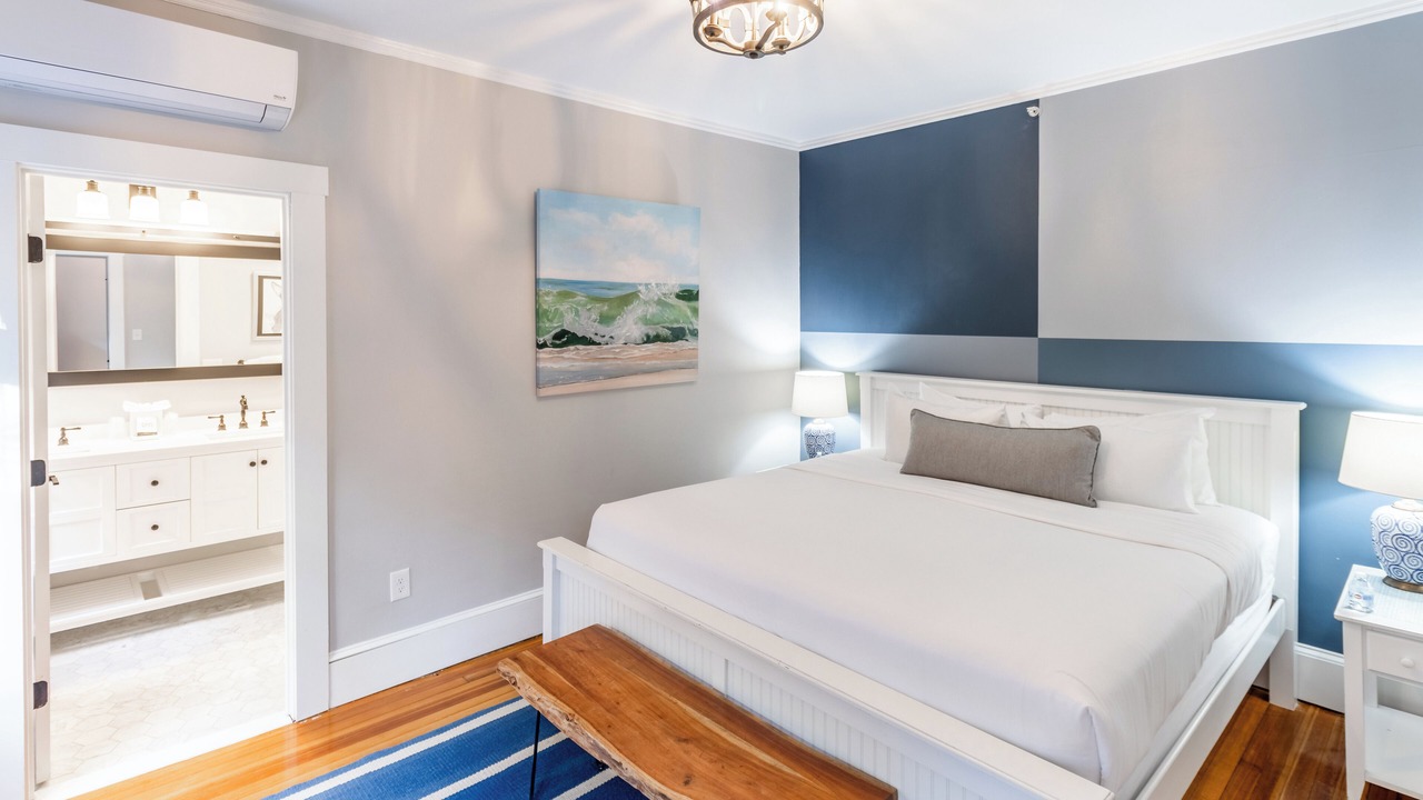 Photo of Bedroom in Historic Hill