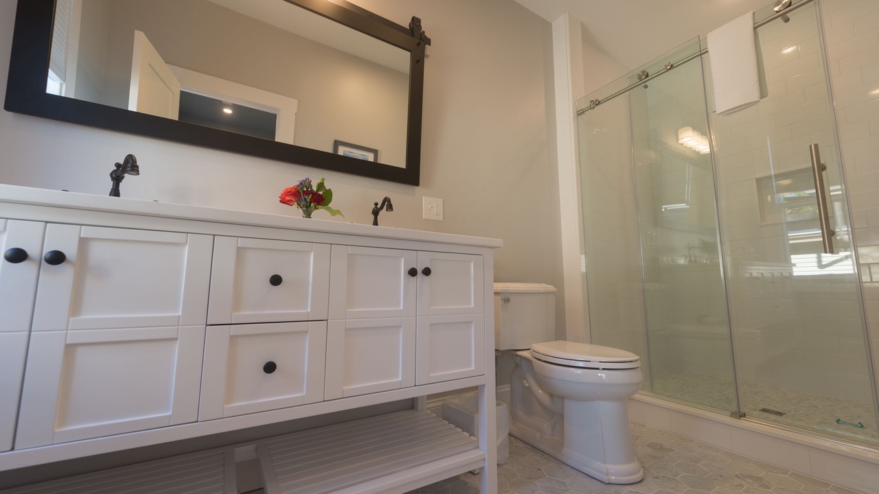 Photo of Bathroom in Historic Hill
