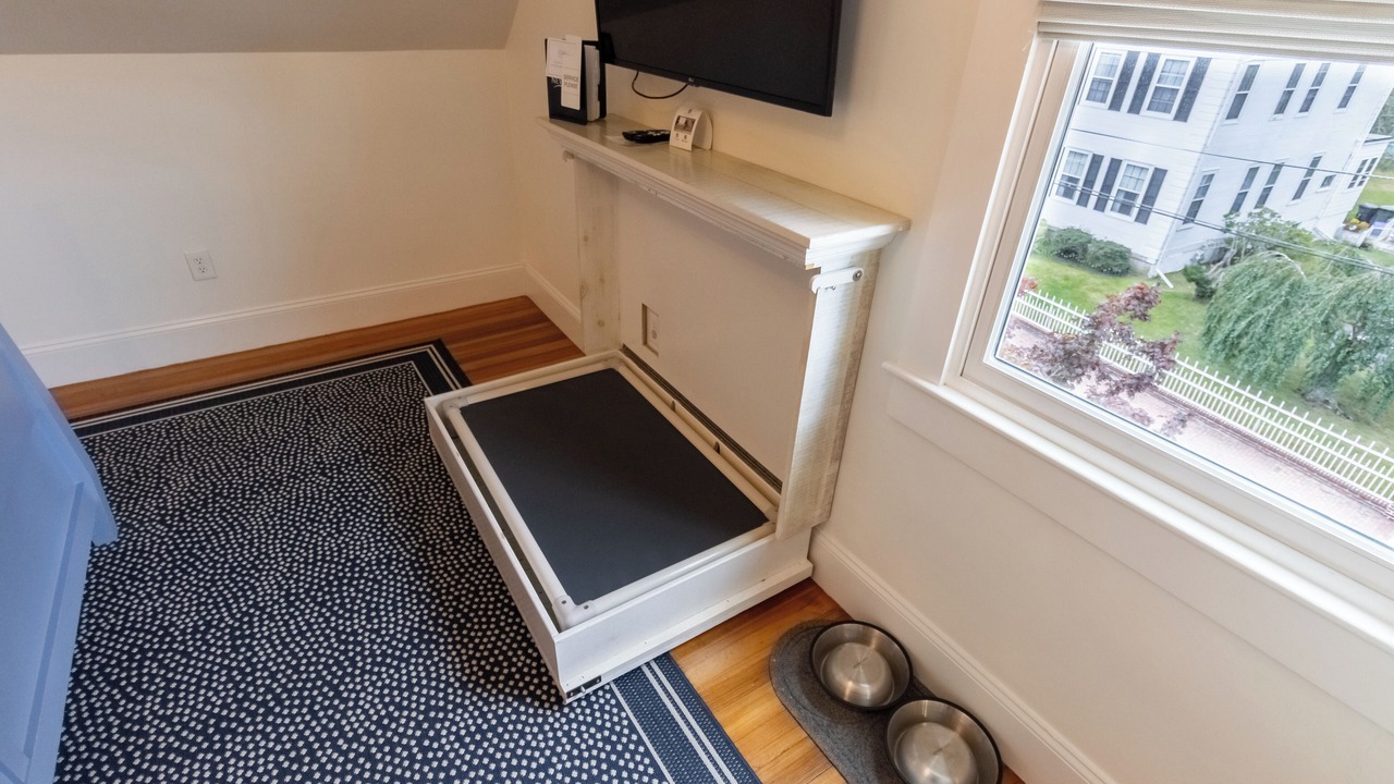 Photo of Bedroom in Historic Hill