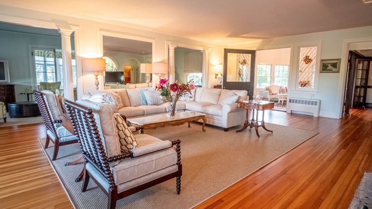 Photo of Livingroom in Watch Hill