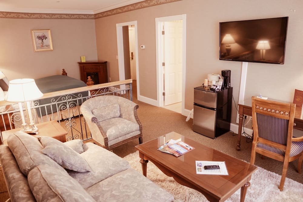 Photo of Bedroom in North Creek