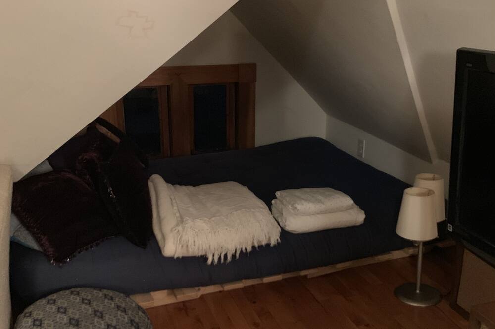 Photo of Bedroom in Tisbury