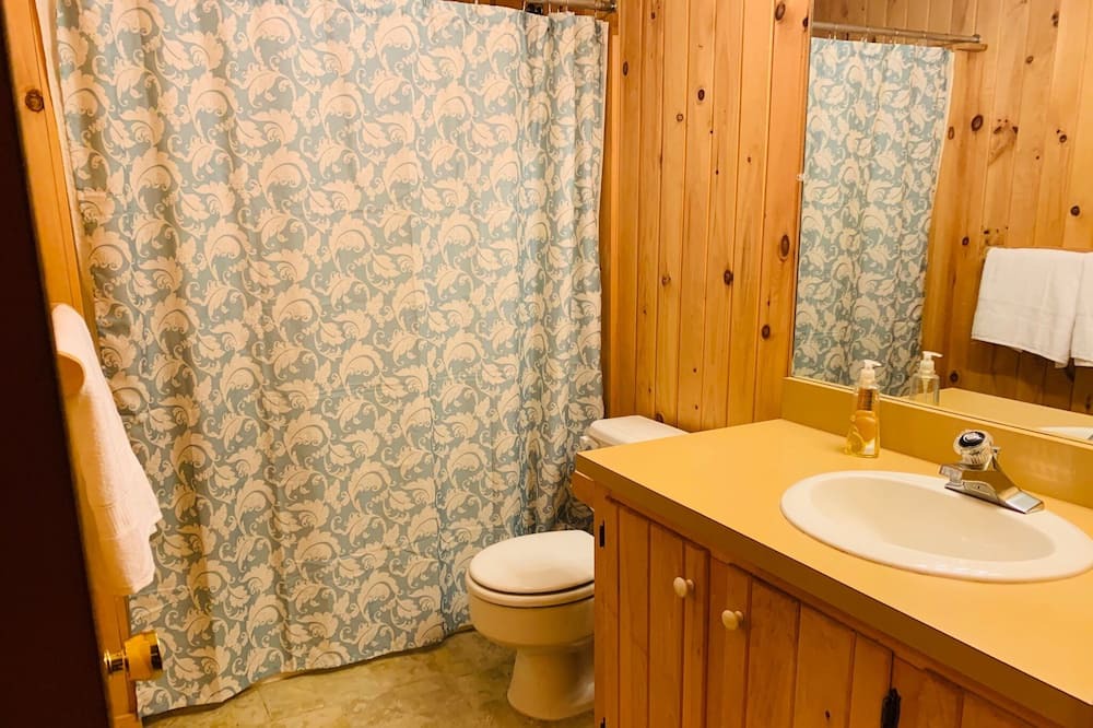 Photo of Bathroom in Otis