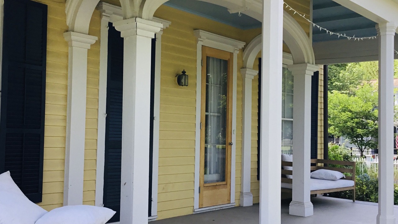 Photo of Patio Balcony in Rhinebeck Village Business District
