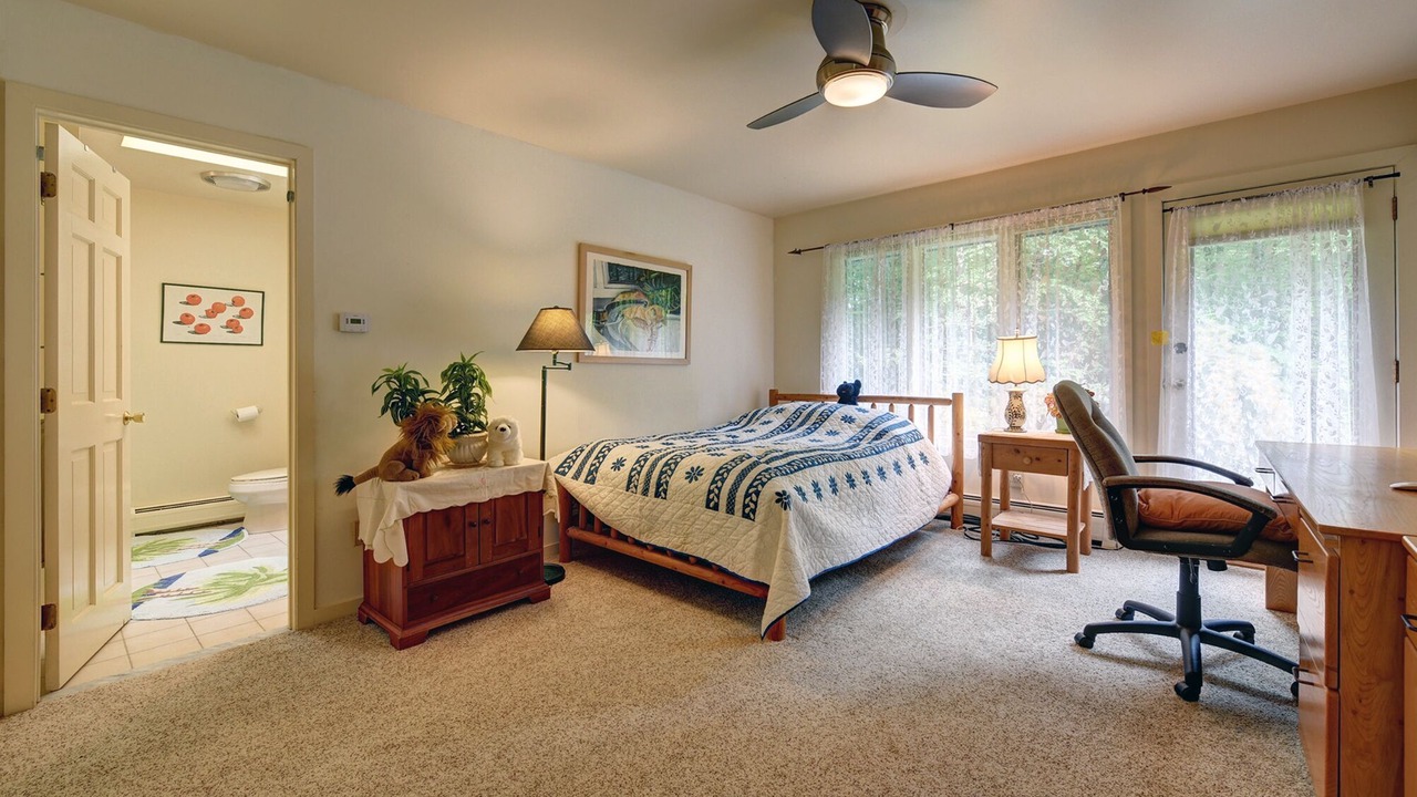 Photo of Bedroom in Housatonic