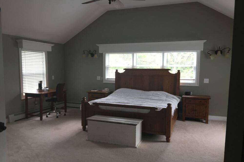 Photo of Bedroom in Burlington