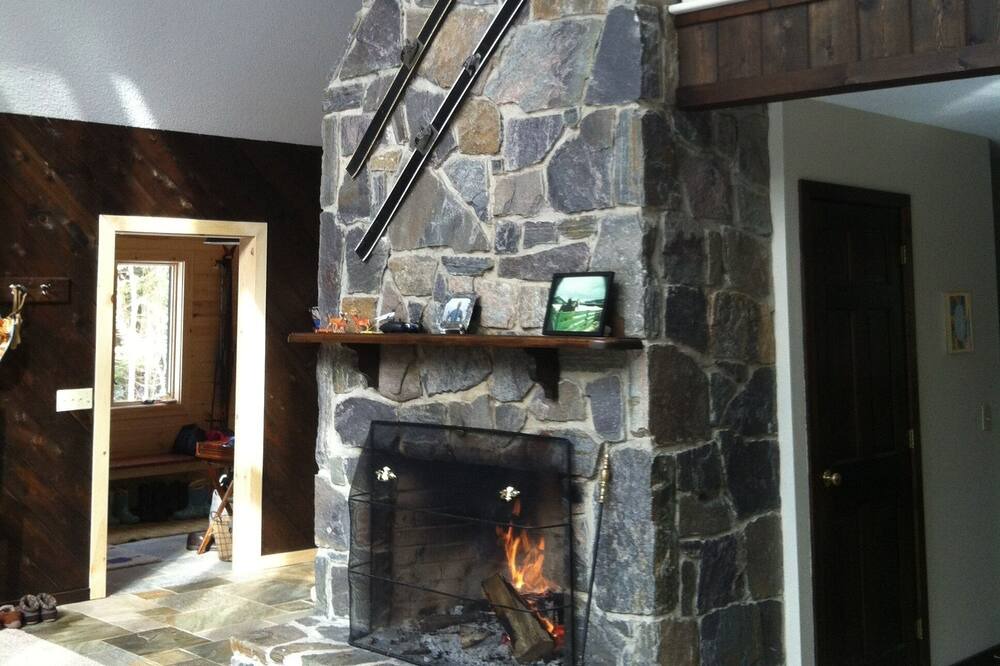 Photo of Livingroom in Londonderry