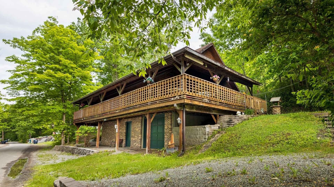 Photo of Outdoor in Cameron Mills