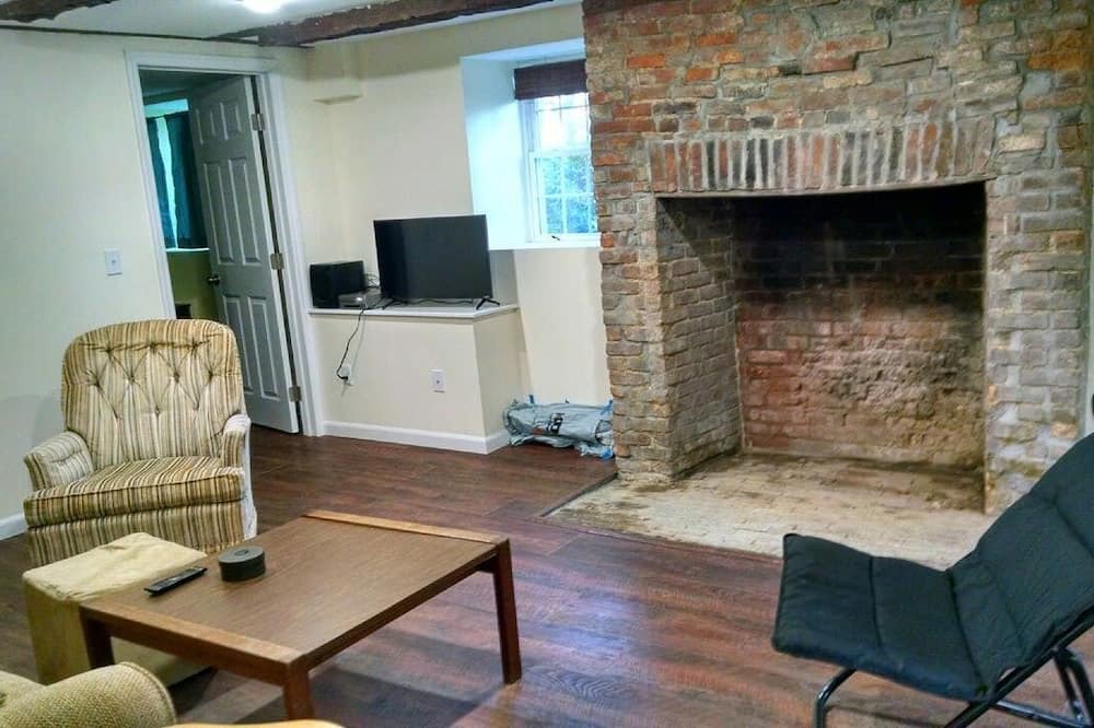 Photo of Livingroom in Rhinebeck Village Business District