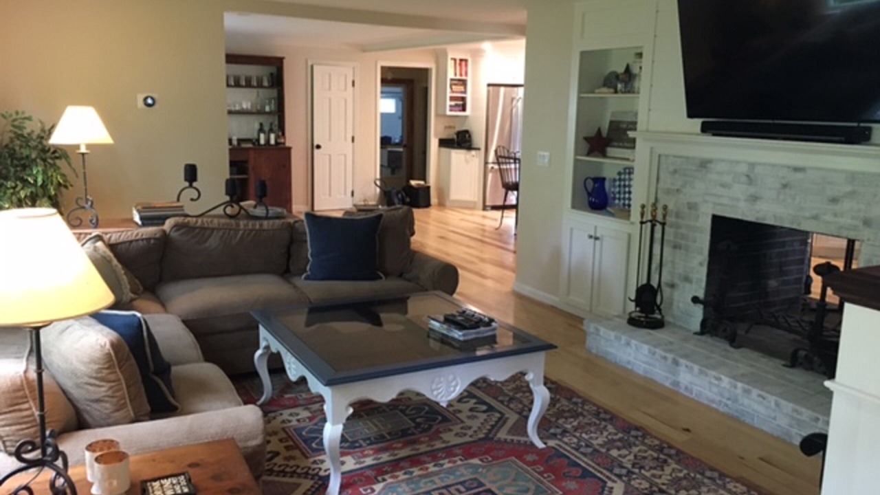 Photo of Livingroom in East Falmouth
