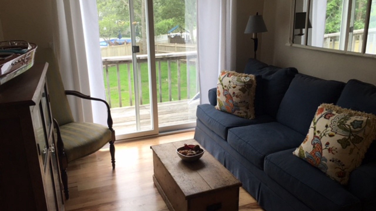 Photo of Livingroom in East Falmouth
