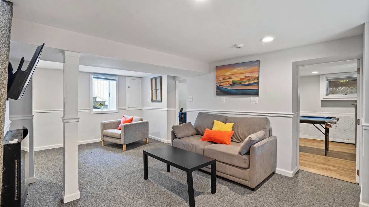 Photo of Livingroom in Wading River