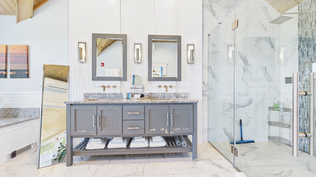 Photo of Bathroom in Block Island